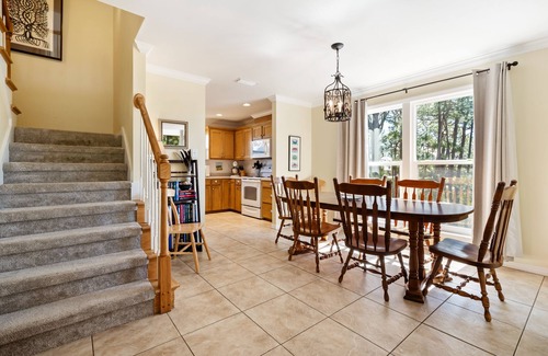 Dauphin Island House | 100+ 5-STAR Reviews: Family Home 5 Min. Walk to Beach Neighborhood Pool & Tennis