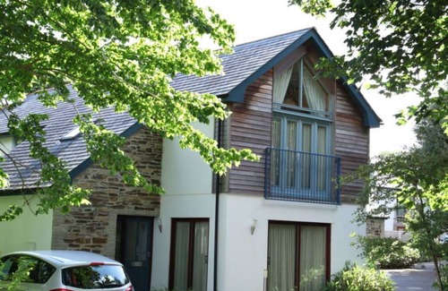 Carnon Downs Other | 100 m² Accommodation ∙ 2 bedrooms ∙ 4 guests