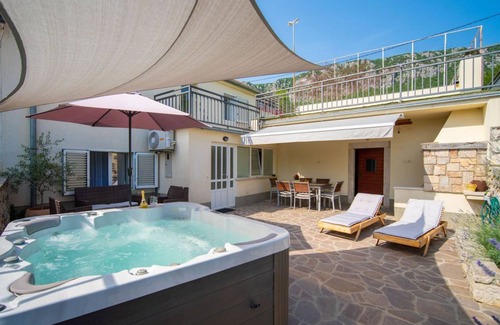 Bribir Other | 100 m² Accommodation ∙ 3 bedrooms ∙ 6 guests