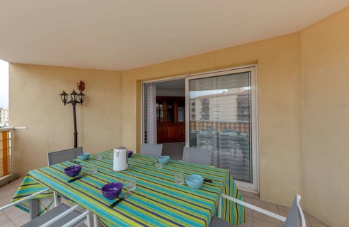 Saint-Raphael Apartment | 100 m² Apartment ∙ 2 bedrooms ∙ 6 guests
