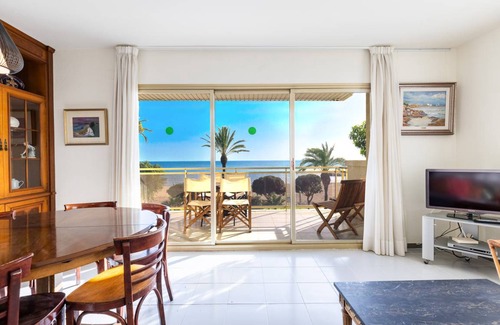 Cambrils Apartment | 100 m² Apartment ∙ 3 bedrooms ∙ 6 guests