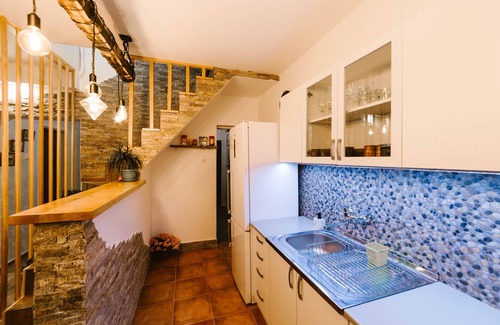 Novi Sad Apartment | 100 m² Bright Apartment