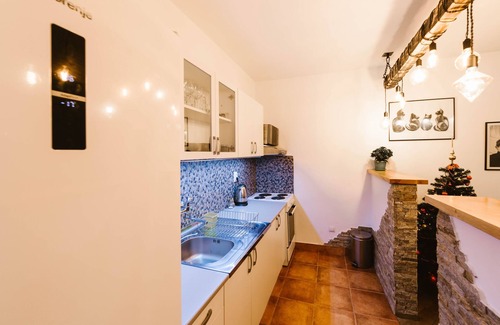 Novi Sad Apartment | 100 m² Bright Apartment