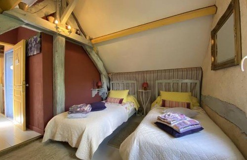 Sainte-Opportune House | 100 m² House ∙ 2 bedrooms ∙ 4 guests