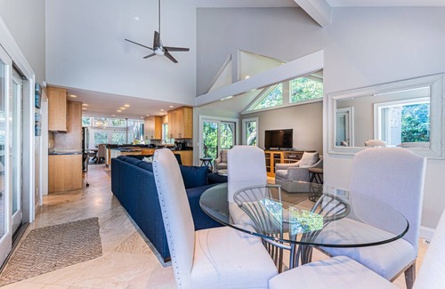Beach Lagoon House | 100 Steps to Beach | Sea Pines Home | PRIVATE Pool & Hot Tub | Beach Chairs