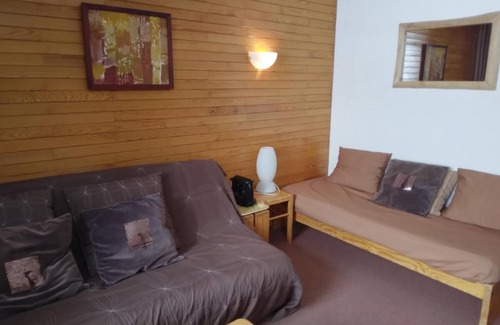 Macot-la-Plagne Apartment | 100m from resort center, 5th floor, balcony, tv, ski locker, 35m², La Plagne