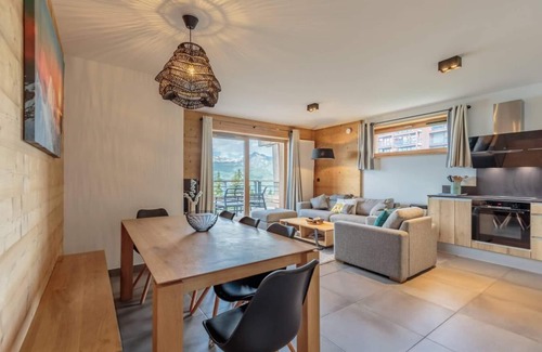 Arc-1800 Apartment | 100m from ski slopes, 3rd floor, view valley, fitness, sauna, hammam, terrace, parking, ski locker
