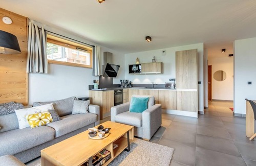 Arc-1800 Apartment | 100m from ski slopes, 3rd floor, view valley, fitness, sauna, hammam, terrace, parking, ski locker