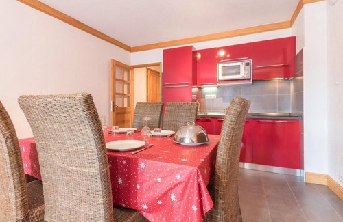 Montgenevre Apartment | 100m from ski slopes, terrace, parking, tv, 70m², Montgenèvre