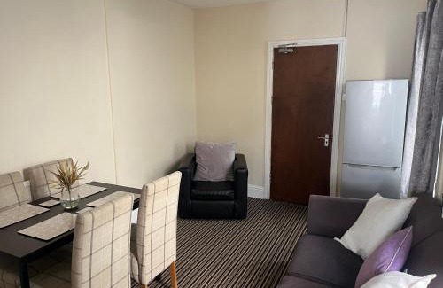 Uplands House | 101 - Room 1 - Uplands