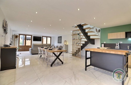 Saint-Suliac House | 105 m² Gîte ∙ 3 bedrooms ∙ 6 guests