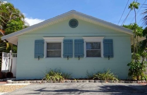 Bradenton Beach Cottage | 105b 12th Street South Front 2 Bedroom Apts by RedAwning
