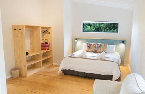 Wavecrest House | 10d Mimosa - The Spot - by African Perfection