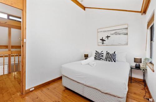 Cottesloe Apartment | 11 Cottesloe - Steps From Beach - Sleeps 3