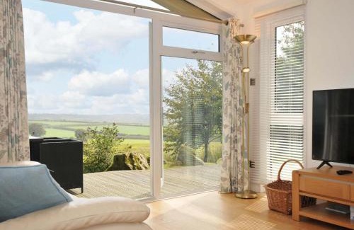 Dobwalls House | 11 Horizon View