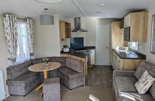 Newquay Resort | 11 Meadow View