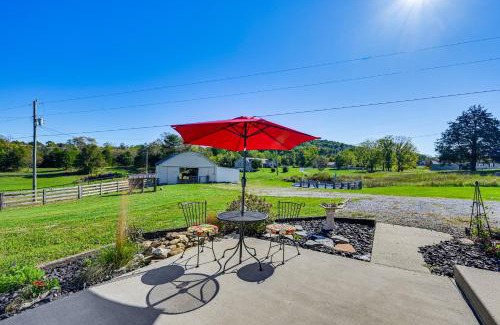 Somerset House | 11 Mi to Lake Cumberland! Retreat with Gazebo
