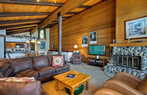 Dollar Point Apartment | 11 Mi to Palisades Tahoe Lakefront Home with View!