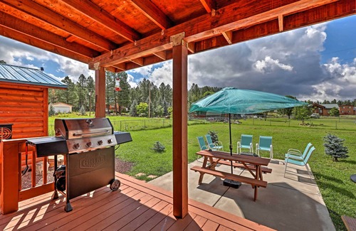 Pinetop Cottage | 11 Mi to Rainbow Lake: Woodsy Pinetop Oasis