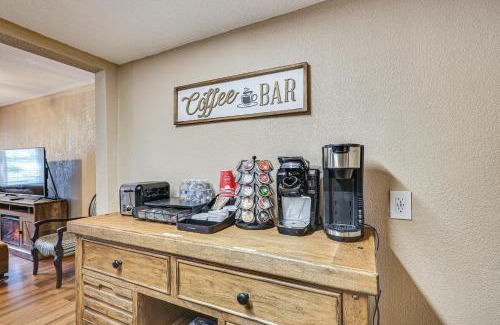Gladeview House | 11 Mi to South Beach Home with Screened Porch!