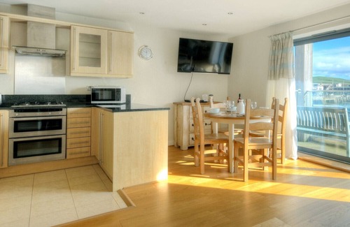 West Bay Apartment | 11 THE BOARDWALK, family friendly, with a garden in West Bay
