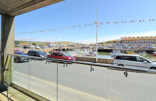 West Bay Apartment | 11 THE BOARDWALK, family friendly, with a garden in West Bay