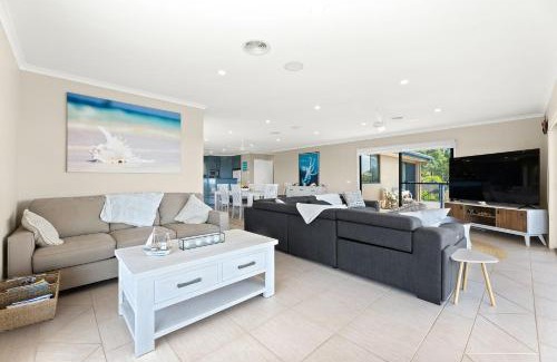 North Narooma House | 11 Warbler Crescent