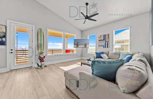 Mississippi City House | 110 East Beach Blvd