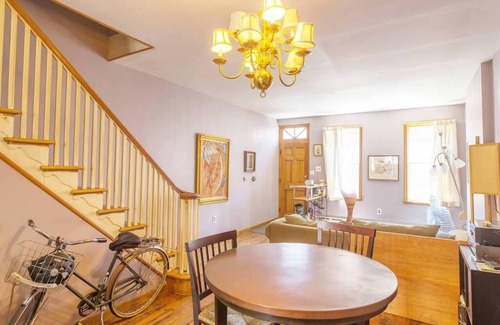 South Philadelphia Apartment | 1105 Tree Street in Philadelphia