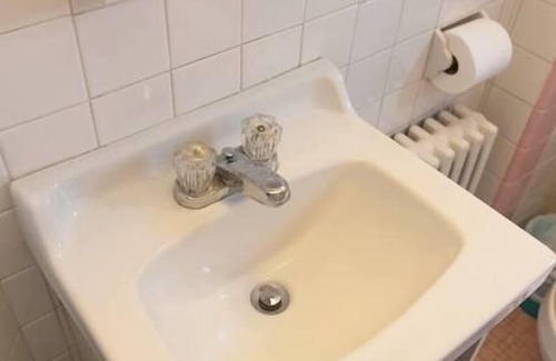 South Philadelphia Apartment | 1105 Tree Street in Philadelphia