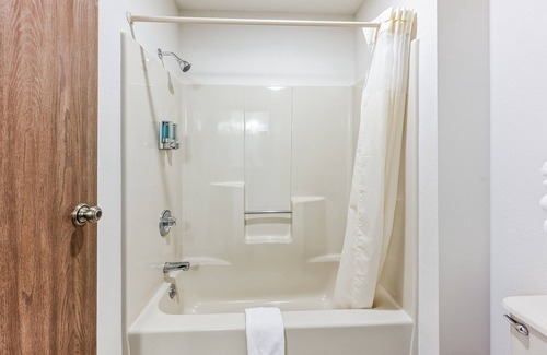 Boulder Junction Condo | 114 Two Queen Room With Easy Access To Bike Trail 1 Bedroom Studio by Redawning