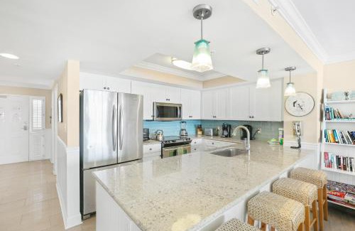 Sunset Point House | 115 Charleston Oceanfront Villas Beach Daze