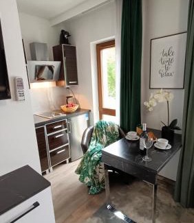 Dzielnica Uzdrowiskowa Apartment | 118 w PIĘCIOGWIAZDKOWYM HOTELU plaża 200 m DOBRUK APARTAMENTY prywatny