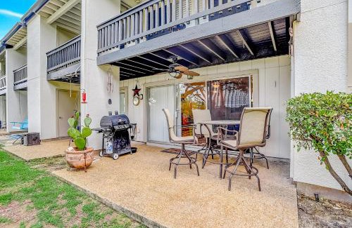 Canyon Lake Apartment | 1185 Parkview Dr Unit 22