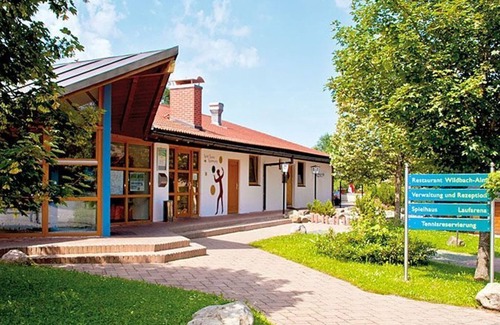 Reichenbach Apartment | 11A-3 - Alpine-style apartment for 4 people, balcony with mountain view - Holiday apartments in the
