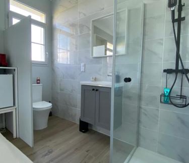 Saint-Sulpice-de-Faleyrens House | 11m2 chambre piscine privée