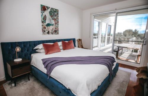 Port Campbell Apartment | 12 Apostles Accommodation Anchors Beach House with sea views