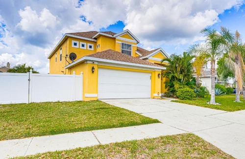 Lake Davenport Estates House | 12 Mi to Disney World Poolside Paradise!