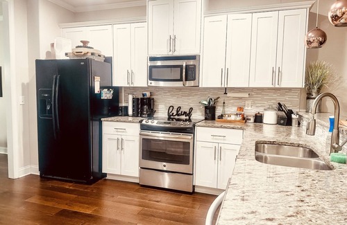 Grovetown House | 12 miles from Masters, 4BR, 3 full bath, sleeps 10