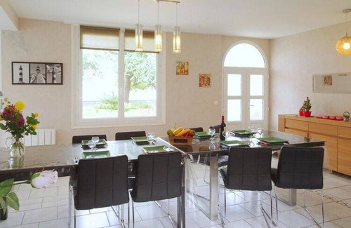 Saint-Martin de Brehal House | 120 m² House ∙ 5 bedrooms ∙ 8 guests