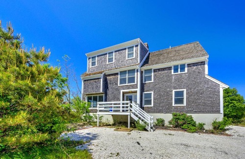 East Sandwich House | 123 Salt Marsh Road East Sandwich - - Cape Cod