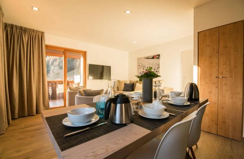 Praz-sur-Arly Ski Chalet | 125 m² Chalet ∙ 4 bedrooms ∙ 13 guests
