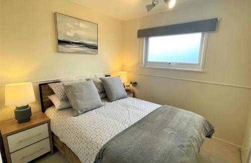 Great Yarmouth Ski Chalet | 126 Hemsby Holiday Chalet, Convenient for sandy beach