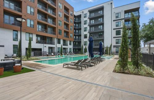 North Burnet Apartment | 12min Downtown, 6min Domain with Pool and Free Parking