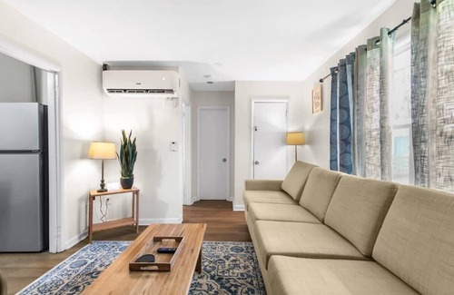 Norwood House | 12th Ave The Bricks - Unit 3