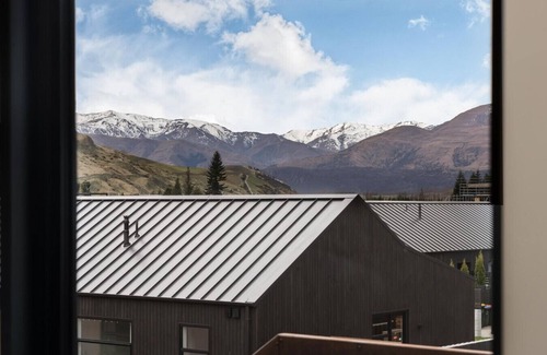 Lake Hayes Condo | 12th Avenue Queenstown Suite 13