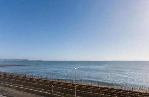 Dawlish Apartment | 13 Great Cliff