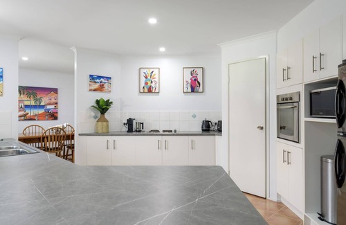 Rainbow Beach House | 13 Orania Court - Rainbow Shores