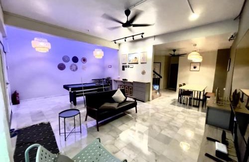 Central Seberang Perai House | 13-Pax Vacation Retreats in Butterworth near Sunway Carnival