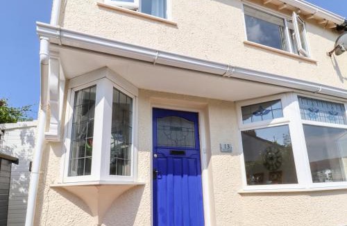Rhos on Sea House | 13 The Crescent